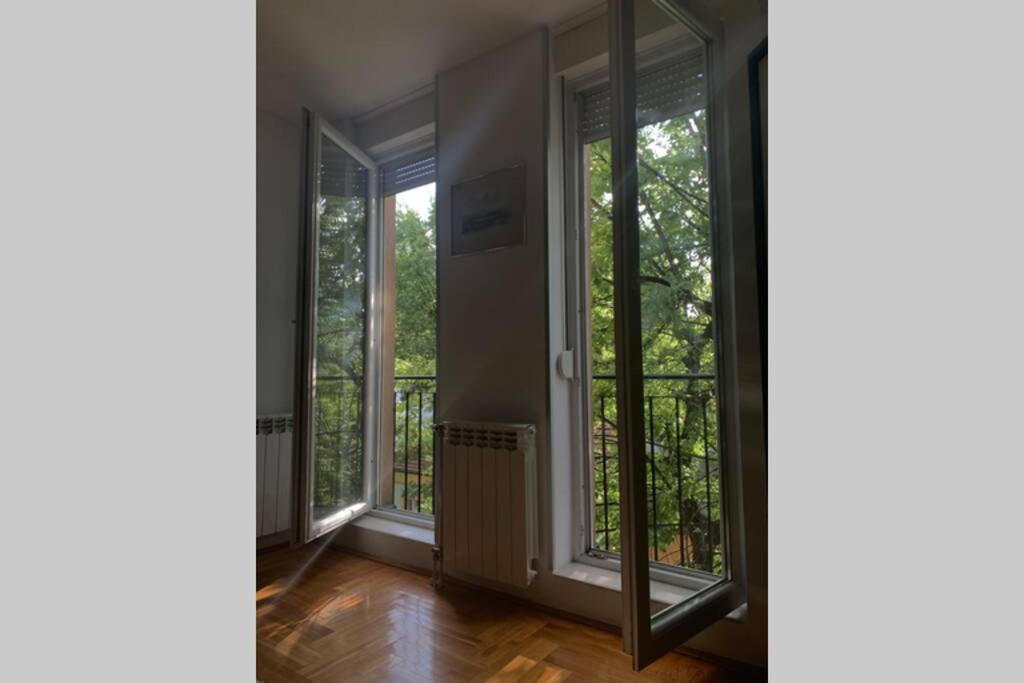 Renovated Cozy Studio 7 At Top Location - Available For Long Term Rentals Нови-Сад Экстерьер фото